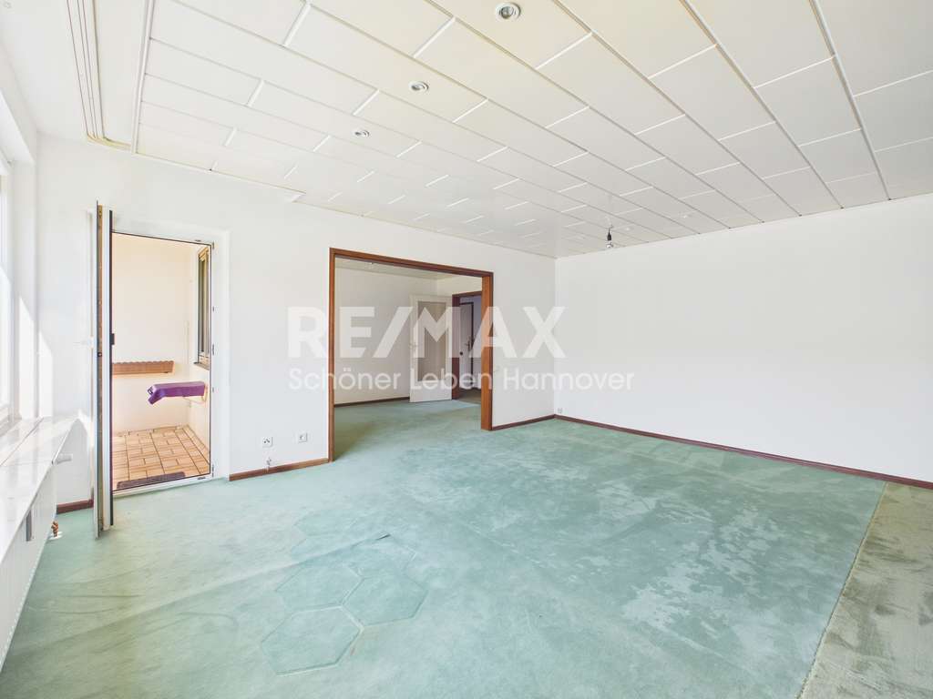 Immobilie in Isernhagen - Helle 4-Zimmer-Wohnung mit geschlossener Loggia in Isernhagen- Altwarmbüchen - Bild 3