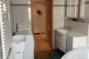 Gepflegte 2 Zimmer Etagenwohnung- Lift, Balkon, Stellplatz – Wurzner Str. 75, 4315 Volkmarsdorf, Leipzig – Vorschaubild 8