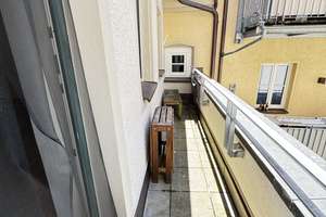 Maisonette-Wohnung mitten in der Altstadt von Regensburg, in Richtung Innenhof – Spiegelgasse 2, 93047 Innenstadt, Regensburg – Vorschaubild 6