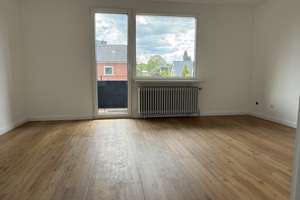 Ideal für eine Familie mit Freude am Garten in diesem renovierten Endreihenhaus in Norderstedt – Steindamm 30 a, 22844 Norderstedt – Vorschaubild 11
