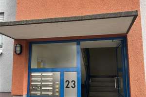 3 Zimmer mit Balkon