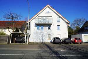 3-Zimmer-Maisonettewohnung mit Dachterrasse & Carport in Schloß Neuhaus Paderborn