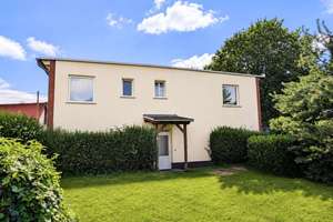 Selbst nutzen, Vermieten oder beides: Charmantes Zweifamilienhaus mit Garten – Die vollständige Adresse der Immobilie erhältst du vom Anbieter., 6188 Landsberg – Vorschaubild 2