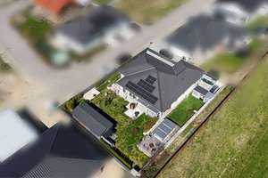 "Wohnen der Zukunft: Barrierefreier Bungalow mit Swim-Spa, Wärmepumpe und hochwertiger Ausstattung" – Die vollständige Adresse der Immobilie erhältst du vom Anbieter., 84359 Simbach am Inn – Vorschaubild 9