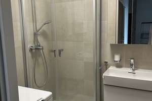 Gepflegte 4-Zimmer-Eigentumswohnung mit modernisiertem Duschbad/WC in bevorzugter Lage – Geschwister-Scholl-Straße 12, 91058 Schönfeld, Erlangen – Vorschaubild 7