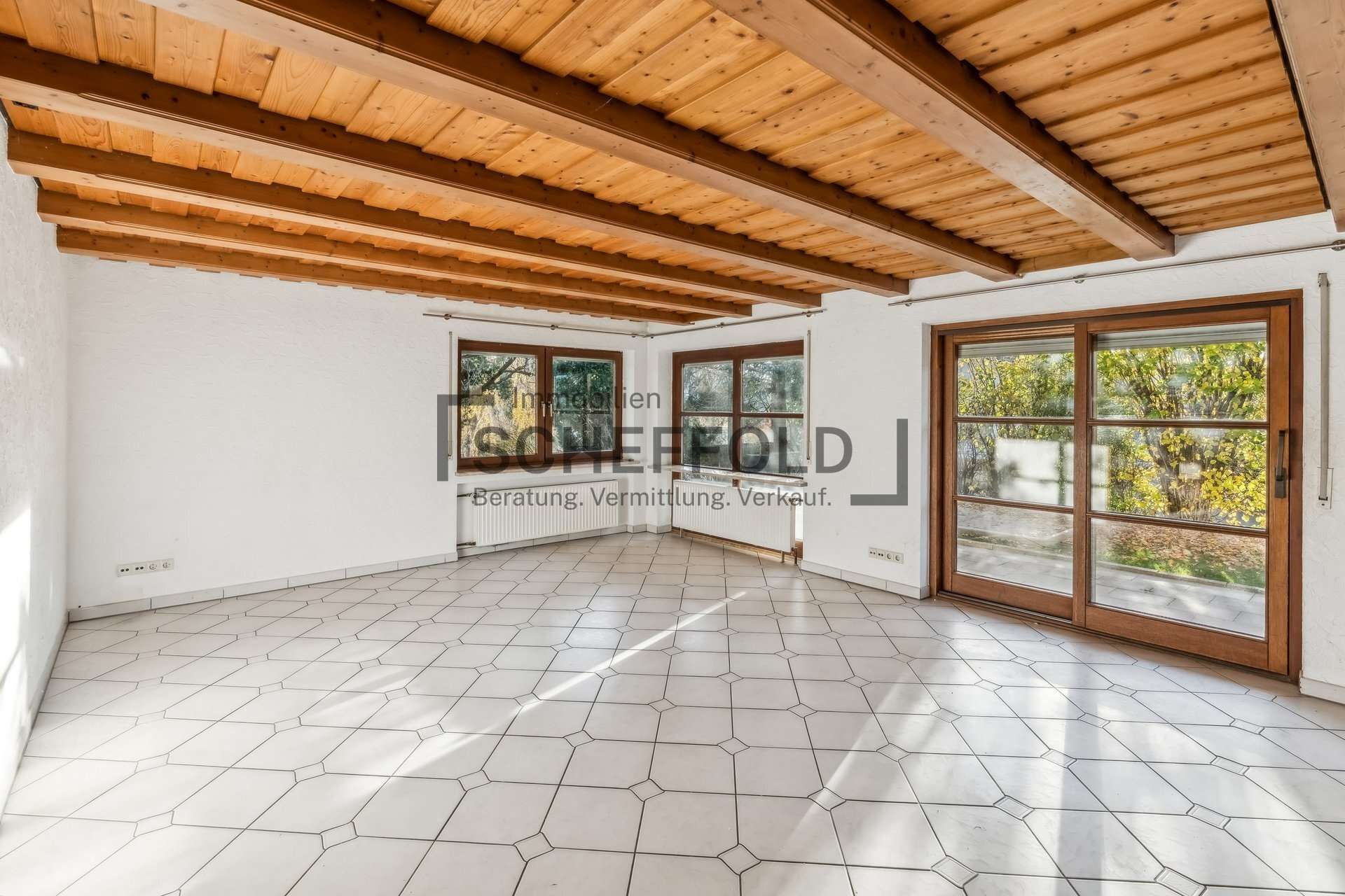 Immobilie in Rot an der Rot - Raumwunder! Die perfekte Alternative zum Einfamilienhaus in ruhiger Lage von Ellwangen - Bild 0