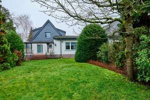 Ein Zuhause mit Zukunft – Einfamilienhaus mit wunderschönem Garten in ruhiger Lage von Sprendlingen – Die vollständige Adresse der Immobilie erhältst du vom Anbieter., 63303 Dreieich – Vorschaubild 2