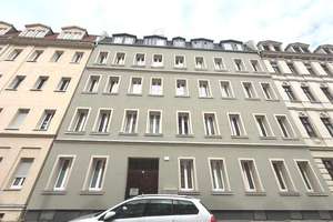 2 Zimmer-Wohnung - Frisch saniert und modern - Tageslichtbad mit Badewanne - Balkon - ruhige Lage – Mierendorffstraße 41, 4318 Anger-Crottendorf, Leipzig – Vorschaubild 1