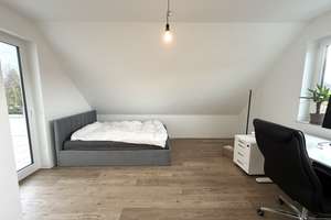 Geräumige und helle 5-Zimmer-Maisonette-Wohnung mit Balkon und Stellplatz – Die vollständige Adresse der Immobilie erhältst du vom Anbieter., 70599 Birkach-Süd, Stuttgart – Vorschaubild 6