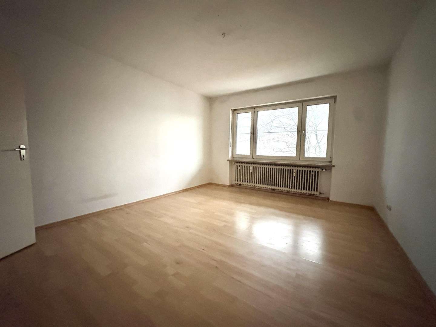 Helle 3-Zimmer-Wohnung mit viel Potenzial in Ingolstadt, Ingolstadt – Bild 2