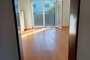 4-Zimmer-Wohnung mit Balkon im 1. OG in Überlingen am Ried bei Singen