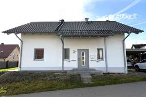 Neuwertiges, familienfreundliches 4-Zi. Einfamilienhaus mit Garten, Carport & Veranda – Die vollständige Adresse der Immobilie erhältst du vom Anbieter., 86872 Scherstetten – Vorschaubild 18