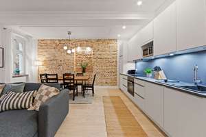 Luxurious, freshly renovated 4 room apartment in Prenzlauer Berg in the heart of Berlin – Die vollständige Adresse der Immobilie erhältst du vom Anbieter., 10405 Prenzlauer Berg, Berlin – Vorschaubild 16