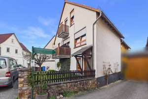 Tolles Einfamilienhaus mit separater Wohnung im Anbau und Garage in zentraler Lage von Oestrich – Die vollständige Adresse der Immobilie erhältst du vom Anbieter., 65375 Oestrich-Winkel – Vorschaubild 2