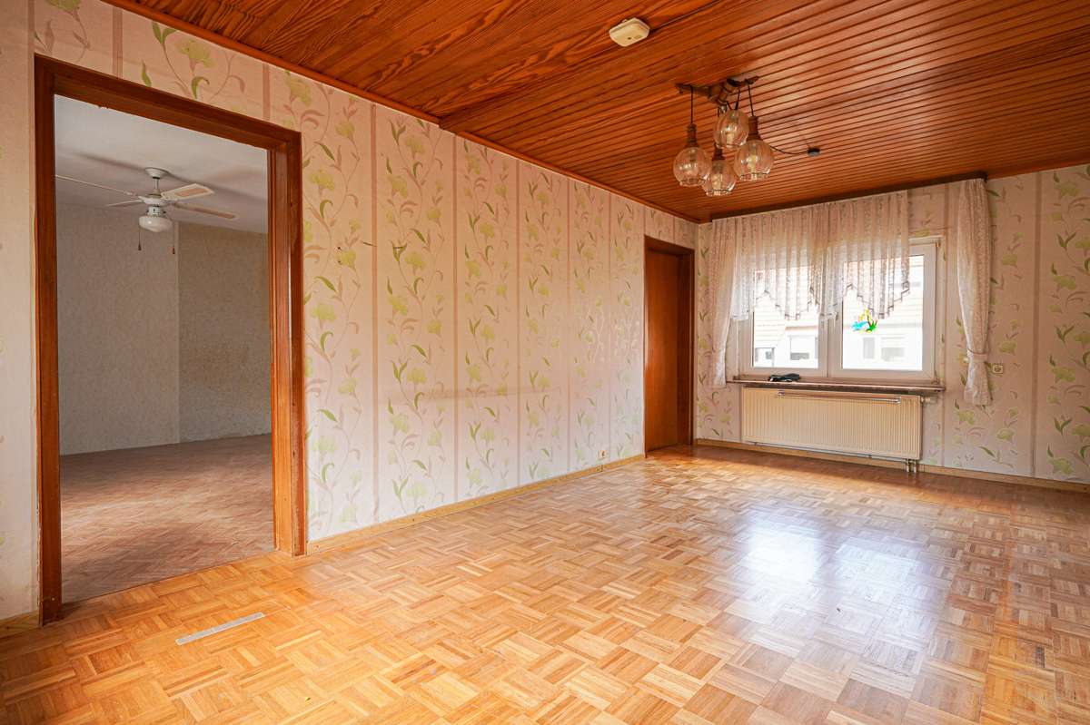 Immobilie in Nentershausen - +++ Geplagtes Einfamilienhaus für die kleine Familie +++ - Bild 0