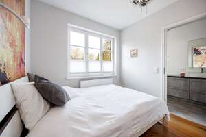 Großzügige Generationenvilla mit drei Wohneinheiten und sonnigem Garten in Bestlage von Othmarschen! – Die vollständige Adresse der Immobilie erhältst du vom Anbieter., 22605 Othmarschen, Hamburg – Vorschaubild 9