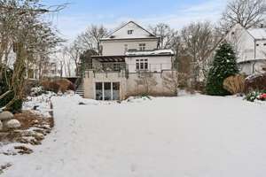 Property thumbnail 35