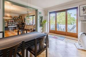 Viel Platz. Viel Charme. – 3–4-Zimmer-Wohnung in beliebter Wohnlage – Die vollständige Adresse der Immobilie erhältst du vom Anbieter., 28213 Neu-Schwachhausen, Bremen – Vorschaubild 4