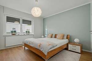 Zweifamilienhaus, EG: ca. 90 qm, OG, DG: ca. 130 qm, in top Zustand! – Die vollständige Adresse der Immobilie erhältst du vom Anbieter., 49324 Melle – Vorschaubild 6
