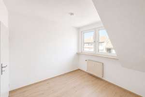 Renovierte, lichtdurchflutete 3-Zimmer-Wohnung mit sonniger Südwest-Terrasse – 46145 Tackenberg, Oberhausen – Vorschaubild 7