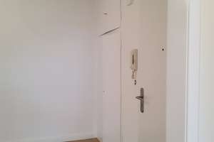  2 Zimmer Wohnung Düsseldorf Oberkassel hell mit Balkon zur Rheinseite – Die vollständige Adresse der Immobilie erhältst du vom Anbieter., 40545 Oberkassel, Düsseldorf – Vorschaubild 15