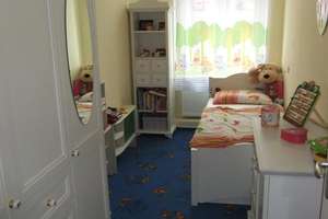 Charmante Altbauwohnung mit großzügigem Hof, Gartenidylle und gewachsener Hausgemeinschaft – Treskowallee 56, 10318 Karlshorst, Berlin – Vorschaubild 7
