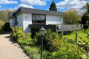 Wunderschöne Architekten-Villa mit unverbaubarem Blick ins Grüne. Eigenland. – Die vollständige Adresse der Immobilie erhältst du vom Anbieter., 23564 Sankt Gertrud, Lübeck – Vorschaubild 13