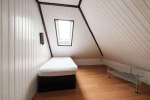 Property thumbnail 12