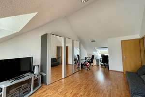 Platz für Ihre Ideen: Großzügiges Reihenmittelhaus in Köln-Ossendorf – Franz-RaveauxStrasse 32, 50827 Ossendorf, Köln – Vorschaubild 19