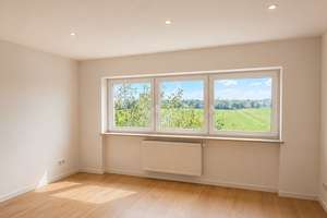 Kernsanierte Maisonette-Wohnung mit Weitblick  – Die vollständige Adresse der Immobilie erhältst du vom Anbieter., 81477 Solln, München – Vorschaubild 2