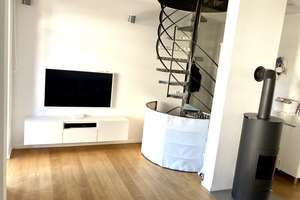 Wunderschöne, kernsanierte Altbau-Maisonettewohnung mit Miele-EBK in perfekter Lage zu vermieten – Die vollständige Adresse der Immobilie erhältst du vom Anbieter., 90429 Gostenhof, Nürnberg – Vorschaubild 7