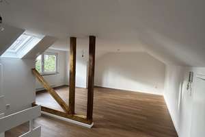 Helle Dachgeschosswohnung mit modernem Charme in Dortmund-Körne – 80 m² Wohlfühlfläche – Liboristraße 31, 44143 Kaiserbrunnen, Dortmund – Vorschaubild 2