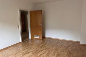 Wohnen in Mülheim – 3 Zimmer, Balkon & Einbauküche – Laufenbergstraße 48, 51063 Mülheim (Ortsteil), Köln – Vorschaubild 6