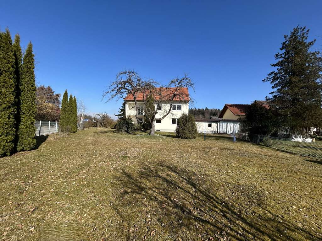 Immobilie in Geltendorf - Charmantes Mehrfamilienhaus mit großem Grundstück in Geltendorf

 - Bild 3