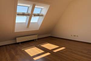 Moosach - Helle 5-Zimmer Maisonette-Whg. 