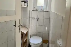 Helle 1,5-Zi.-Wohnung mit Balkon - nähe Stadtpark – Nürnberg – Vorschaubild 8