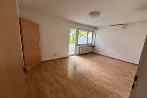 Attraktive 3,5-Zimmer-Wohnung mit Balkon, Klimaanlage & Tiefgarage in Köln-Weiden – Freiburger Str. 23, 50858 Weiden, Köln – Vorschaubild 5