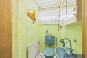 Top Zweifamilienhaus mit Balkon und Garten – Neunkirchen (Kreis) – Vorschaubild 12