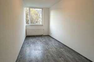 Bezugsfrei | 4-Zimmer-Wohnung im modernem Gebäude der 2000er Jahre mit Balkon & TG in Oberbilk! – Erik-Nölting-Straße 12, 40227 Oberbilk, Düsseldorf – Vorschaubild 19