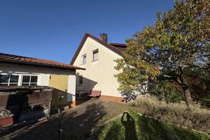 Familienfreundliches Haus mit Keller und großem Garten in Börtlingen – Die vollständige Adresse der Immobilie erhältst du vom Anbieter., 73104 Börtlingen – Vorschaubild 3