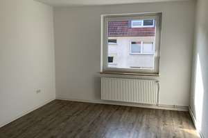 Attraktive, renovierte 3-Zimmer-Wohnung (ca. 61,5 m²) mit Einbauküche und Balkon – Kornstr. 8, 30167 Nordstadt, Hannover – Vorschaubild 5
