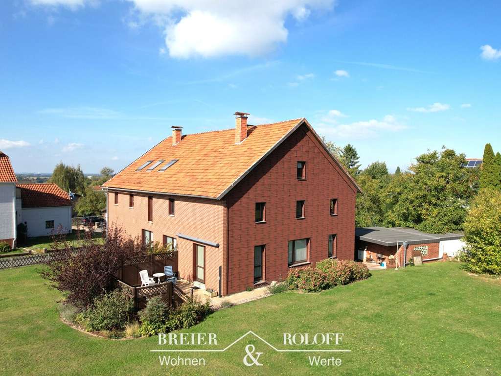 Immobilie in Obernkirchen - Gepflegtes Zuhause mit vielseitigem Nutzungspotenzial auf großem
Grundstück in Obernkirchen - Bild 0