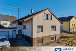 Schönes Mehrfamilienhaus mit Garten + Garage!   – Die vollständige Adresse der Immobilie erhältst du vom Anbieter., 72818 Trochtelfingen – Vorschaubild 1