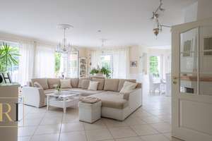 Viel Platz, viel Stil – Wohntraum in Arnsbergs Bestlage – Die vollständige Adresse der Immobilie erhältst du vom Anbieter., 59757 Arnsberg – Vorschaubild 3