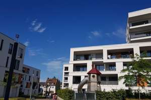 Bodentiefe Fenster - sehr helle, repräsentative 2 Zimmer Wohnung mit Einbauküche und Loggia – An der Lingenmühle 6, 41061 Gladbach, Mönchengladbach – Vorschaubild 16