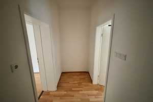 Gemütliche 2-Zimmer Wohnung mit Balkon und Einbauküche – Nürnberg – Vorschaubild 6