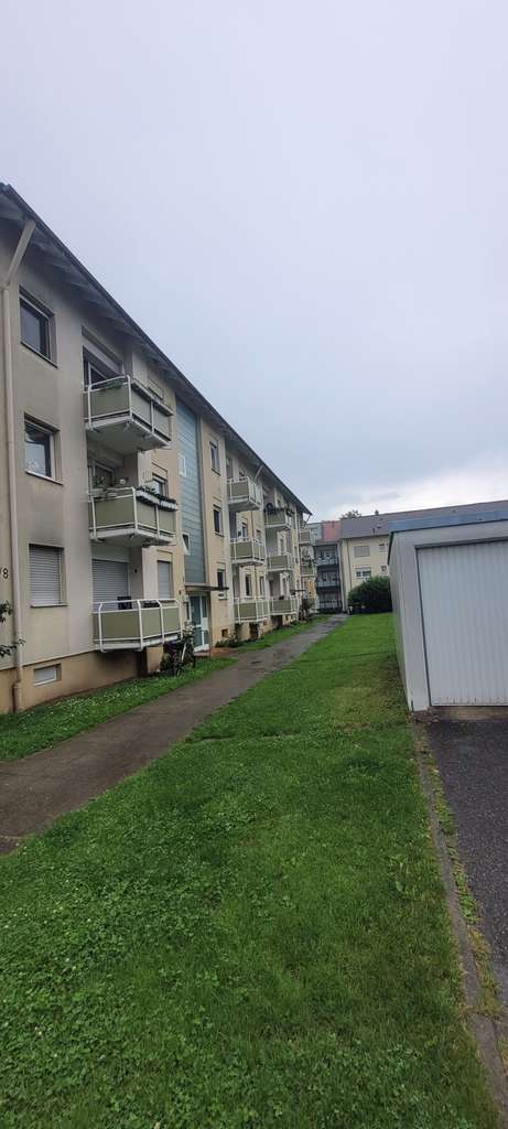 Schöne 3 Zimmer- Wohnung in Freiburg sofort beziehbar