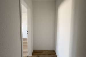 Saniertes 1 Raum-Apartment mit Balkon in Lörick – 40547 Lörick, Düsseldorf – Vorschaubild 9