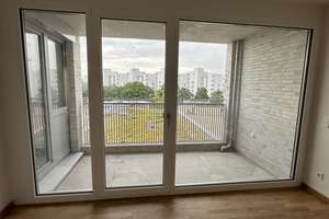 Helle Neubau-2-Zimmer-Wohnung mit Balkon, Fußbodenheizung & TG – Münchener Straße 24, 85540 Haar – Vorschaubild 1