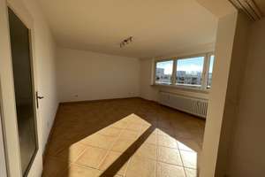 Helle 1-Zimmer Wohnung im 5. OG  - Schwimmbad in der Wohnanlage – Plievierpark 18, 81737 Neuperlach, München – Vorschaubild 5